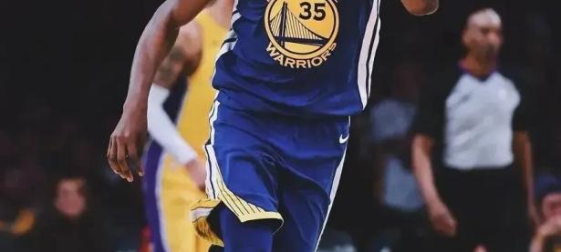 杜兰特回归赛场，逆转首场状态亮眼，独行侠观众沸腾！