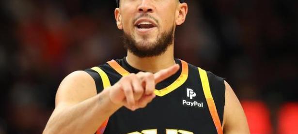 杜兰特遭遇十五连败，DWG教练面临压力！