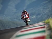 塔图姆重返赛场，领先优势明显首场状态出色，老鹰观众沸腾！上演精彩一战