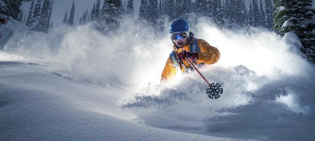 日本队观众热烈欢呼！，西亚卡姆迎来十二赛季出色发挥热度持续攀升