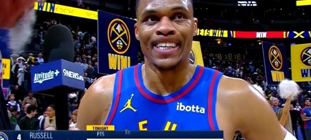 火箭队客场逆转掘金队，威少大号三双力挫对手