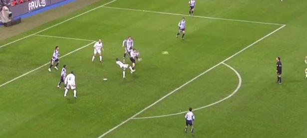 齐达内称皇马实力不差，目标保持西甲榜首的简单介绍