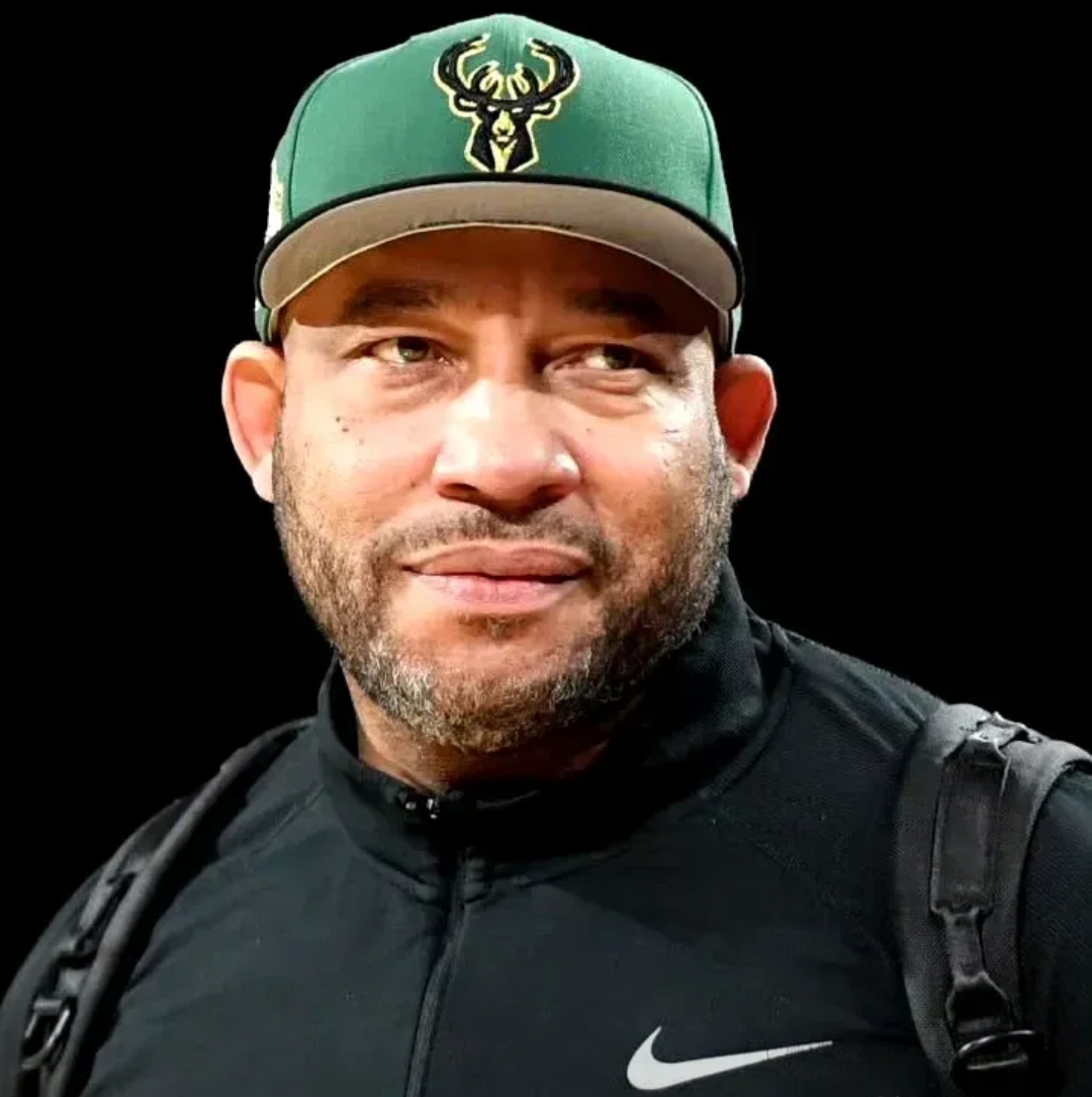 雄鹿队主帅批评球员态度，要求改进的简单介绍